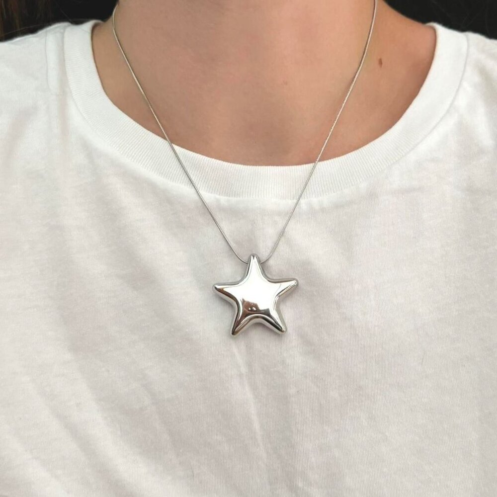 SKU0088 Retro Silver Star Charm Women Casual Necklace Stainless steel + gift box